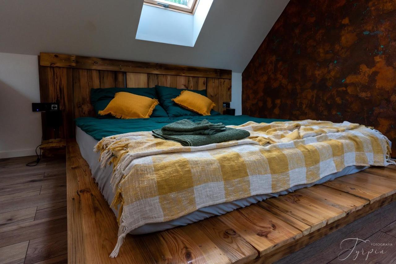 Czarna  Dziupla Houseヴィラ エクステリア 写真